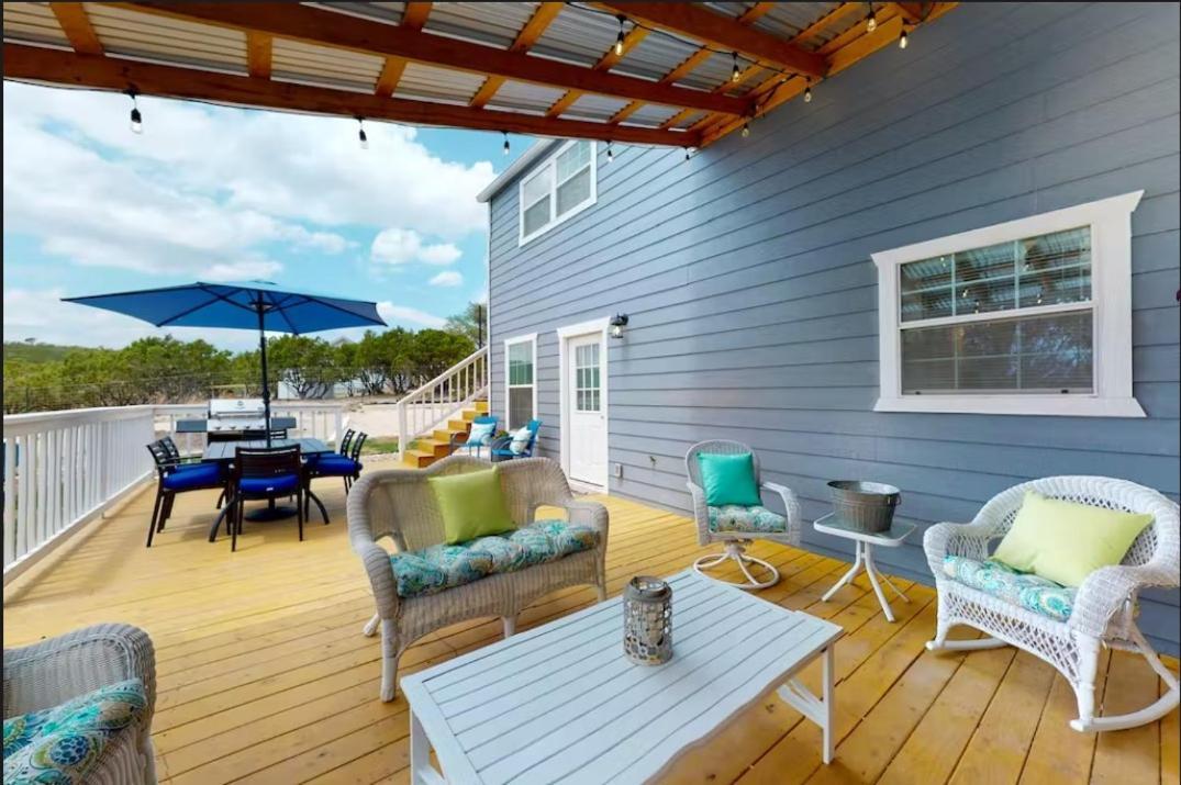 Blue Oasis In The Hill Country Hotel Kerrville Bagian luar foto